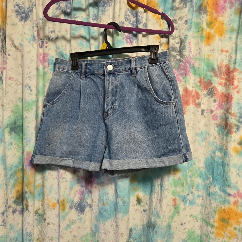 YMI Dream Jean Shorts Size 9